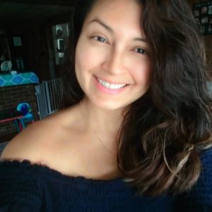Meet your Posher, Veronica